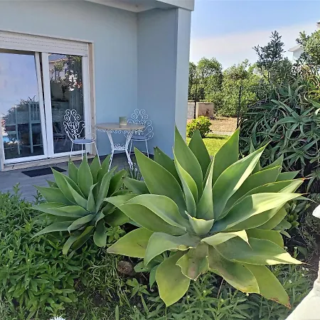 Like-home-t3 House-garden, Sea View, Casais de Sao Lourenco