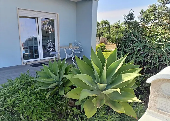 Like-home-t3 House-garden, Sea View, Casais de Sao Lourenco